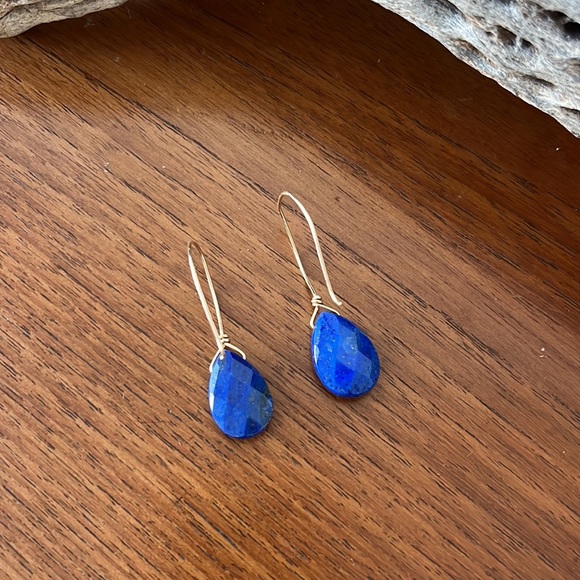 Hand crafted Lapis Lazuli Teardrop Earring - Picture 4 of 7